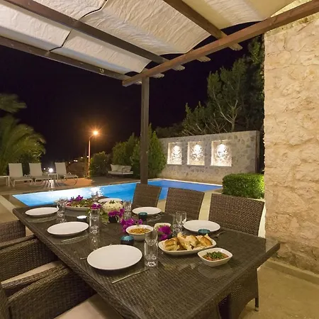 Stone House - %90 Muhafazakar וילה קלקן