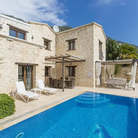 וילה Stone House - %90 Muhafazakar קלקן
