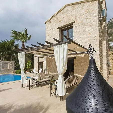 Stone House - %90 Muhafazakar * Kalkan