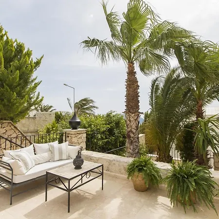 Stone House - %90 Muhafazakar *