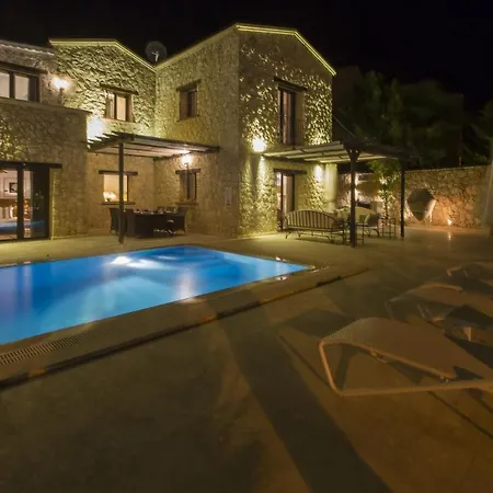 Stone House - %90 Muhafazakar *