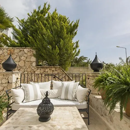Stone House - %90 Muhafazakar Villa Kalkan